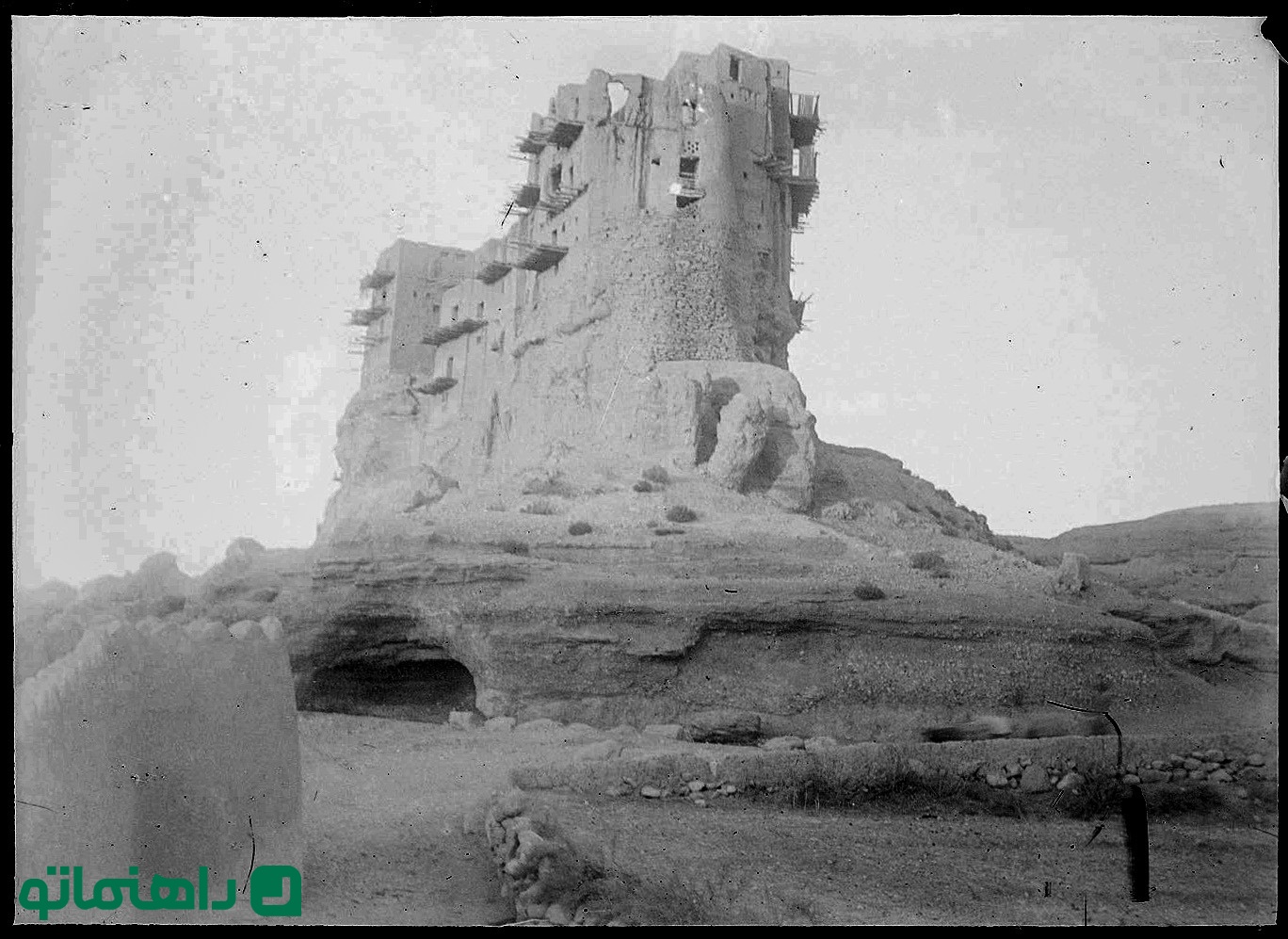 قلعه ایزدخواست