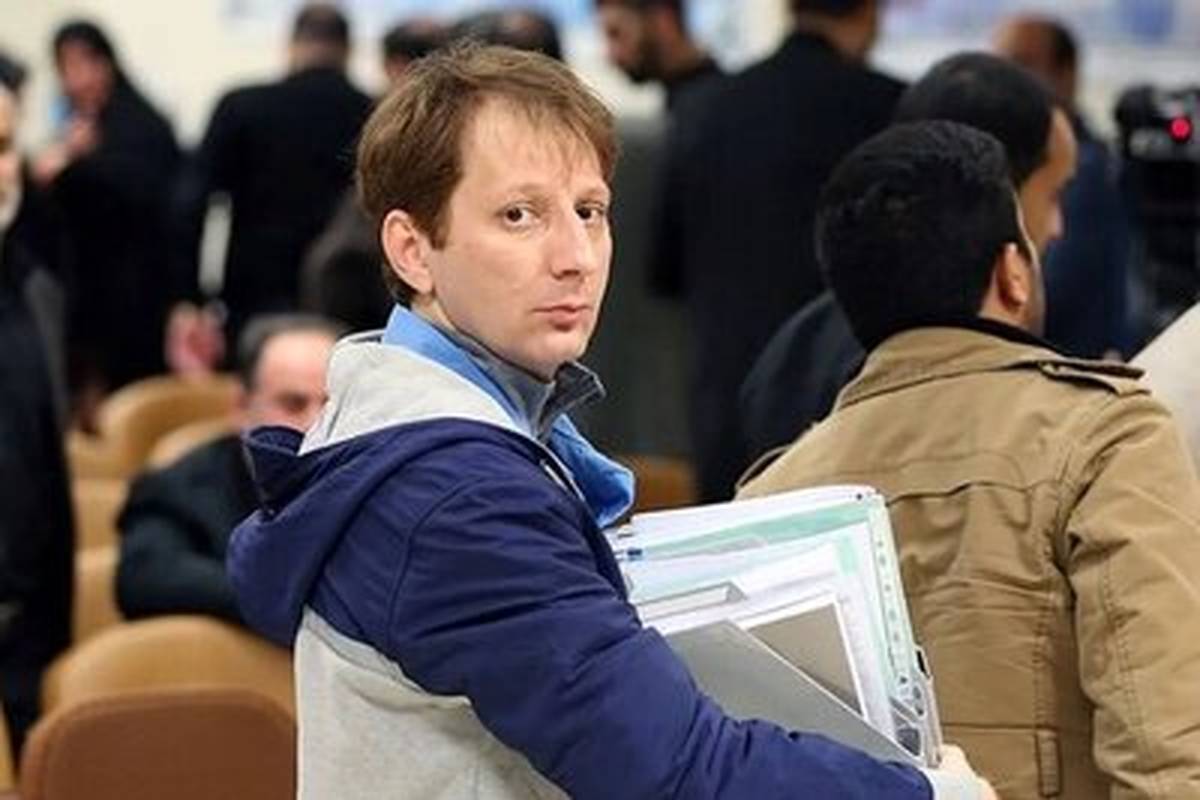 رانندگی بابک زنجانی پشت فرمان تریلی! + ویدئو