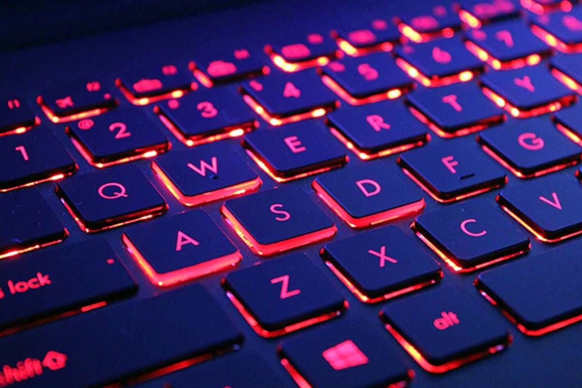 این رایانه جیبی قدرتمند در جیب جا می‌شود + عکس