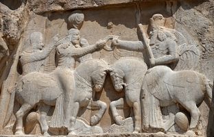 سفر به محل زندگی اردشیر بابکان در فیروزآباد؛ کاخ اولین پادشاه ساسانی