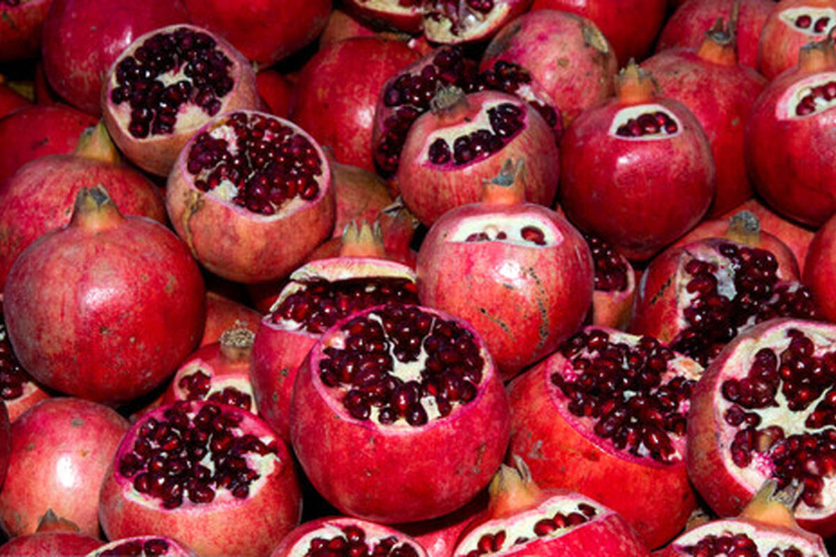 بهترین انتخابها برای تغذیه سالم در شب یلدا