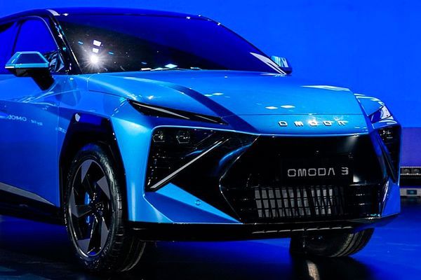 مشخصات و قیمت چری اومودا ۳؛ جایگزین احتمالی ام وی ام X33 کراس 