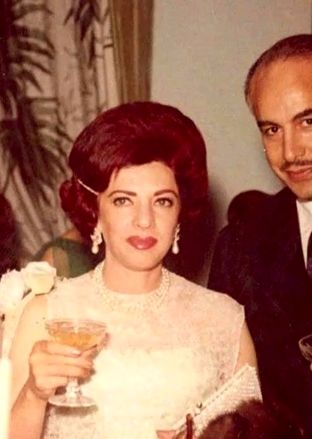«اشرف پهلوی، شمس و مهرداد پهلبد» در یک مهمانی؛ دهه 40