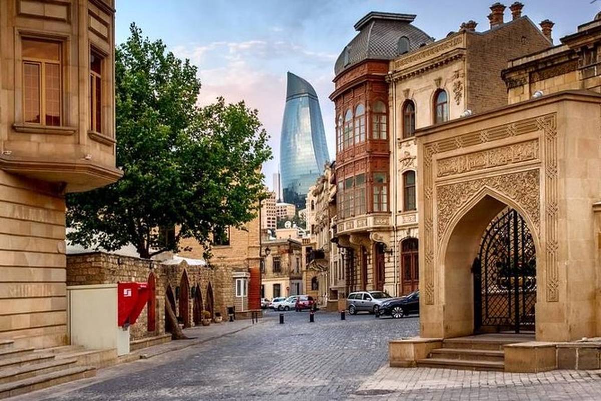 راهنمای سفر با ماشین شخصی به کشور آذربایجان+ جذابترین جاهای دیدنی