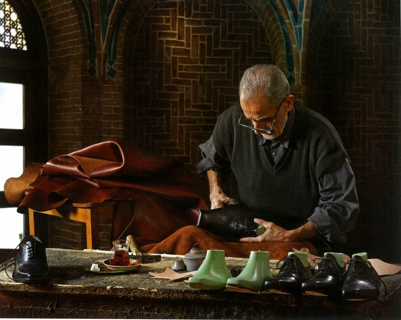 کفش عجیب ایرانی که محبوب ایتالیایی ها شد