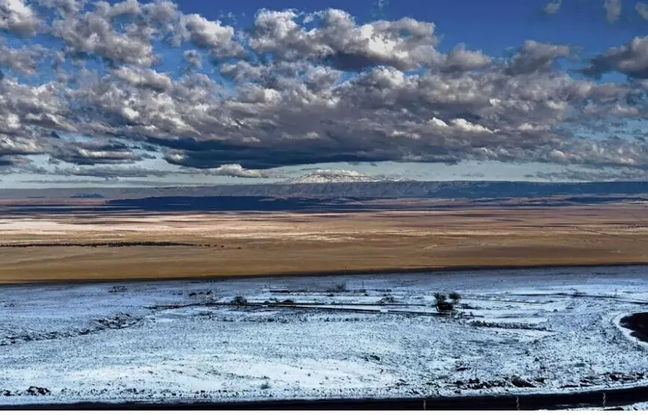 بارش برف در خشک‌ترین بیابان جهان بعد از ۱۰ سال! + ویدئو