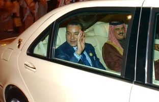 لیموزین سفارشی مرسدس بنز S600 در خدمت دولت بحرین + تصویر