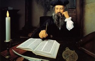 نوستراداموس که بود و چه پیش‌بینی‌هایی کرد؟