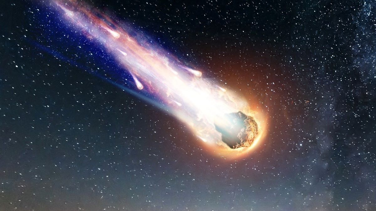  سقوط یک سیارک بر فراز منطقه یاکوتیا روسیه + ویدئو