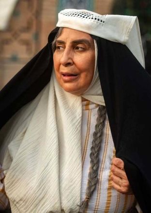  چهره متفاوت بهنوش بختیاری و مرجانه گلچین در اتاق گریم سریال بامداد خمار 