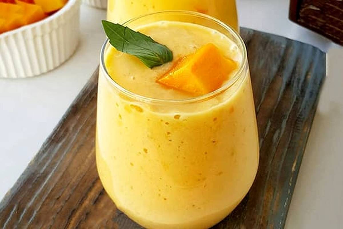 طرز تهیه میلکشیک انبه؛ به روش یک باریستای حرفهای