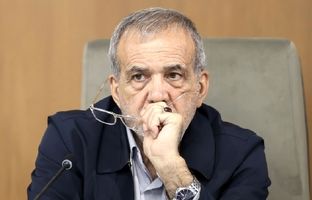 بغض پزشکیان با دیدن عکس همسر مرحومش + ویدئو