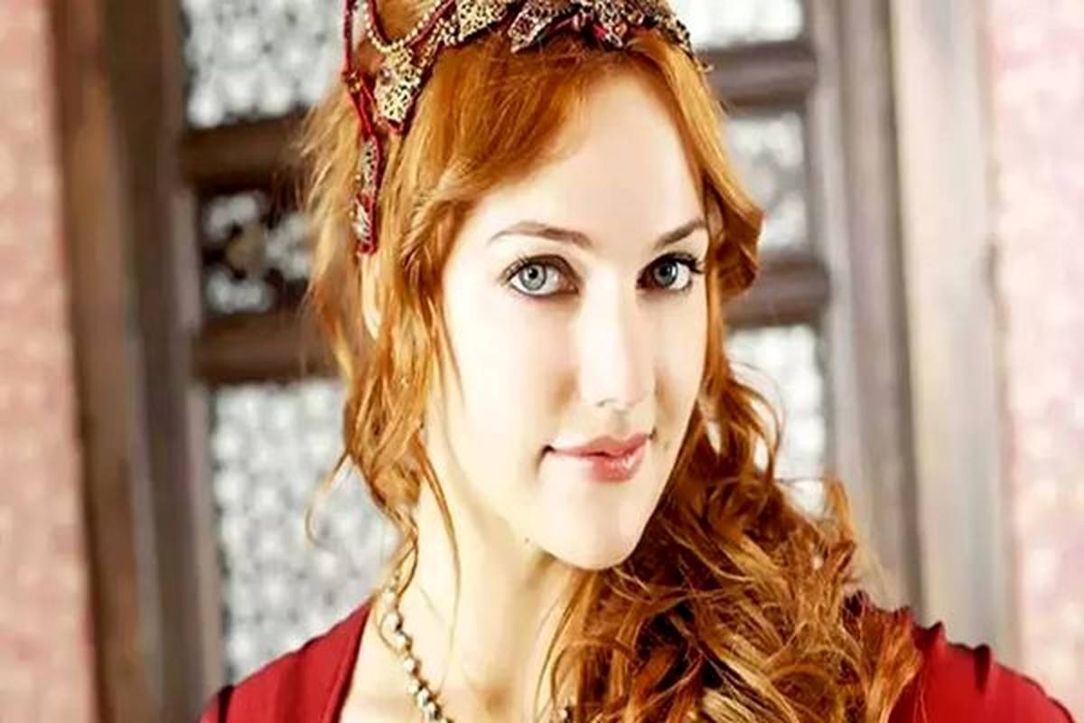 پاپاراتزی خارجی؛ 10 بازیگر زن مشهور ترکیه 