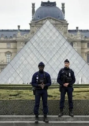 اطلاعات تازه از سرقت لوور اعلام شد
