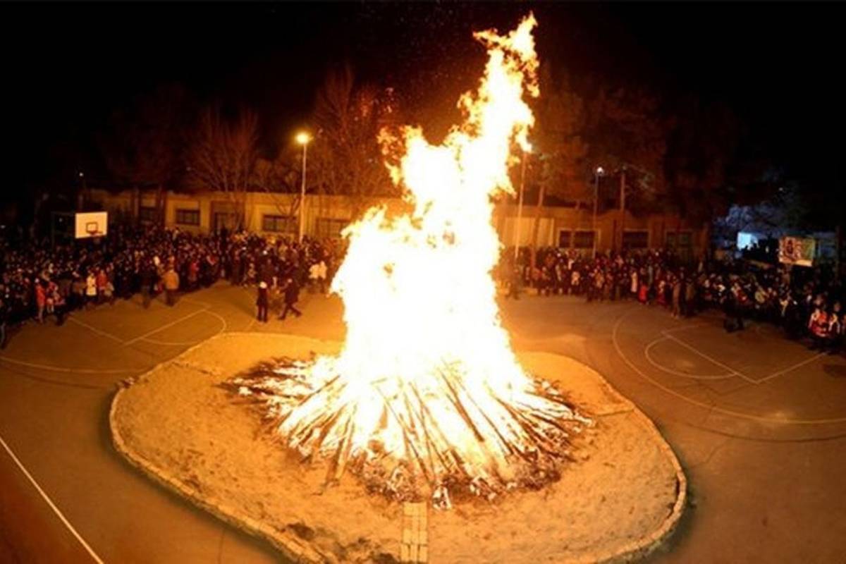 
ناگفته‌هایی از «جشن سده»
