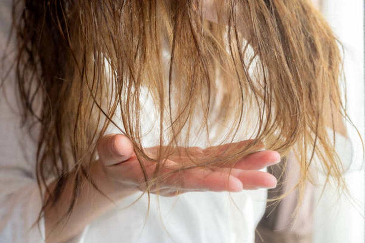 ۷ روش ساده برای رطوبت رسانی به مو