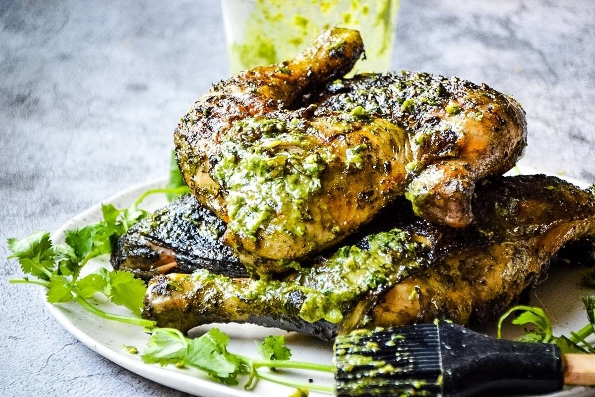 طرز تهیه مرغ پیاز و جعفری؛ خوشمزهترین طعم مرغ