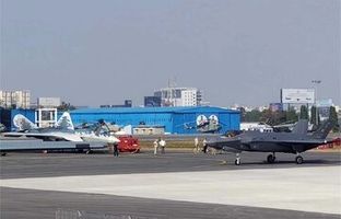 نزدیک‌ترین برخورد سوخو ۵۷ روسی با اف ۳۵ آمریکایی + عکس