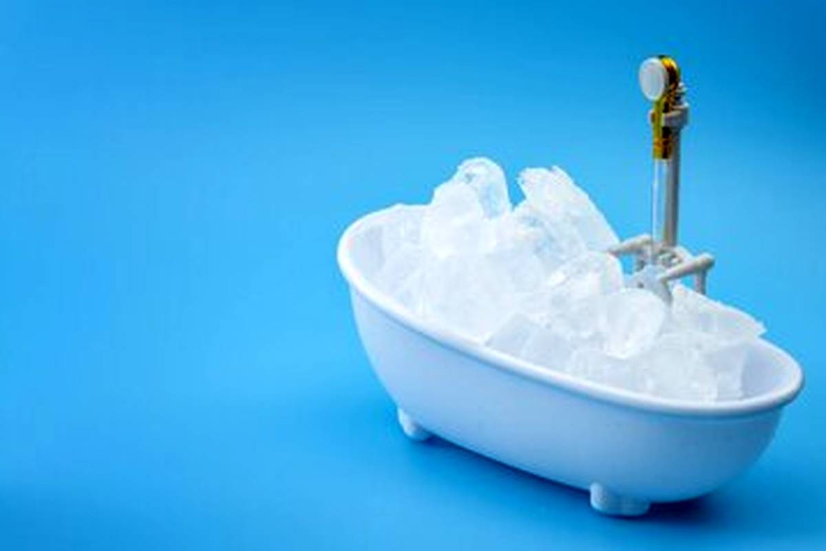 حمام یخ واقعاً مفید است؟/ کدام سلبریتیها این کار را انجام میدهند؟