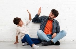 ۶ سوال مهم که باید هر روز از بچه‌ها بپرسید