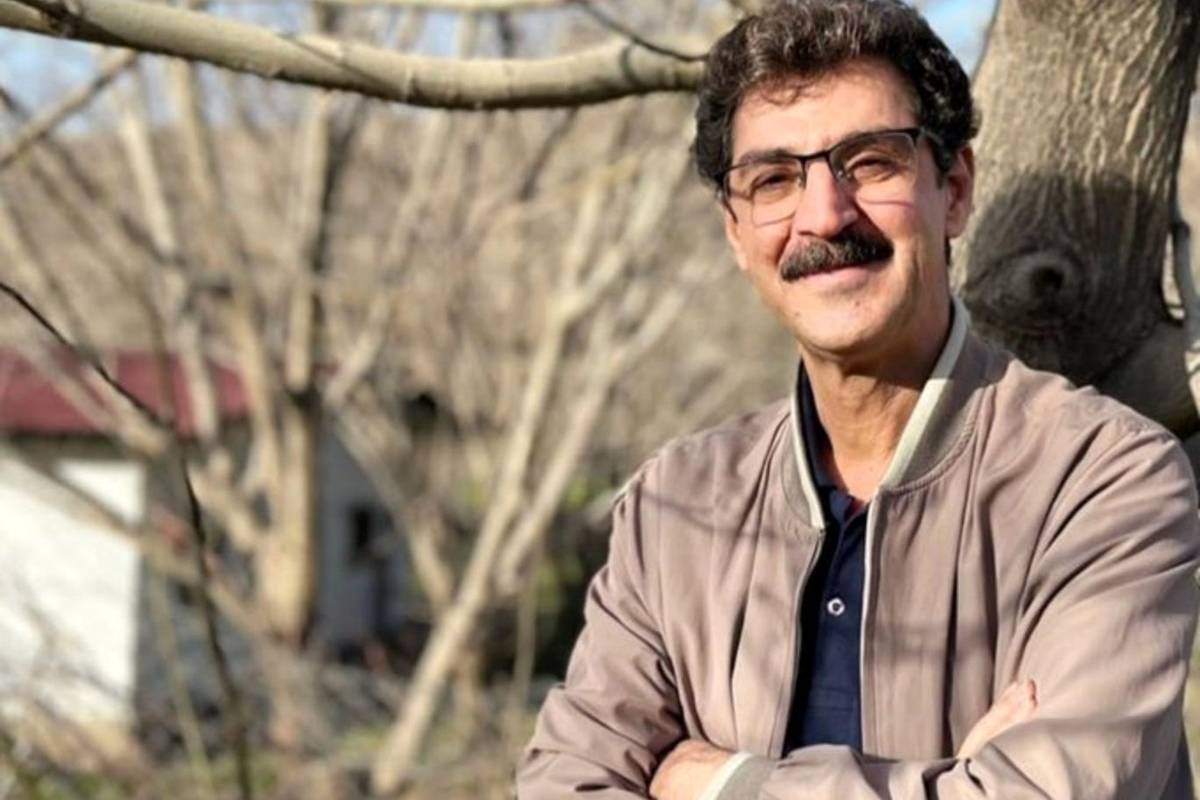 زیباترین اشعار فارسی؛ عاشقانهترین نگاه در شعر بهروز یاسمی