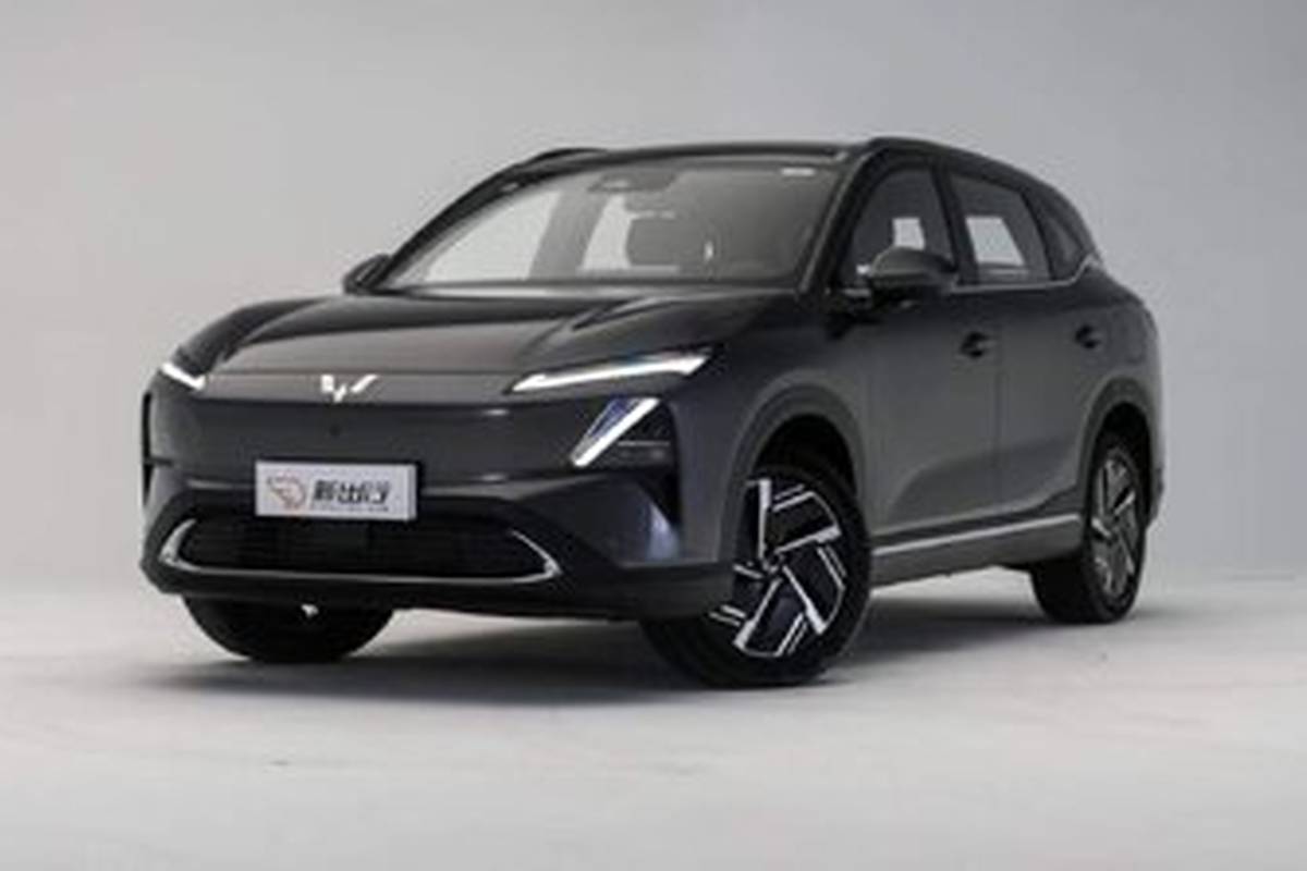 SUV پرآپشن چینی، ارزانتر از دنا پلاس! + عکس