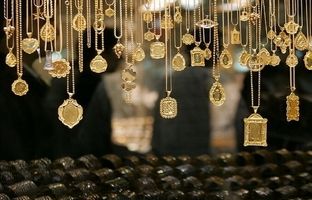 قیمت دلار، سکه، طلا و یورو امروز پنجشنبه ۱۰ آبان ۱۴۰۳/ سکه و طلا یک کانال عقب رفتند
