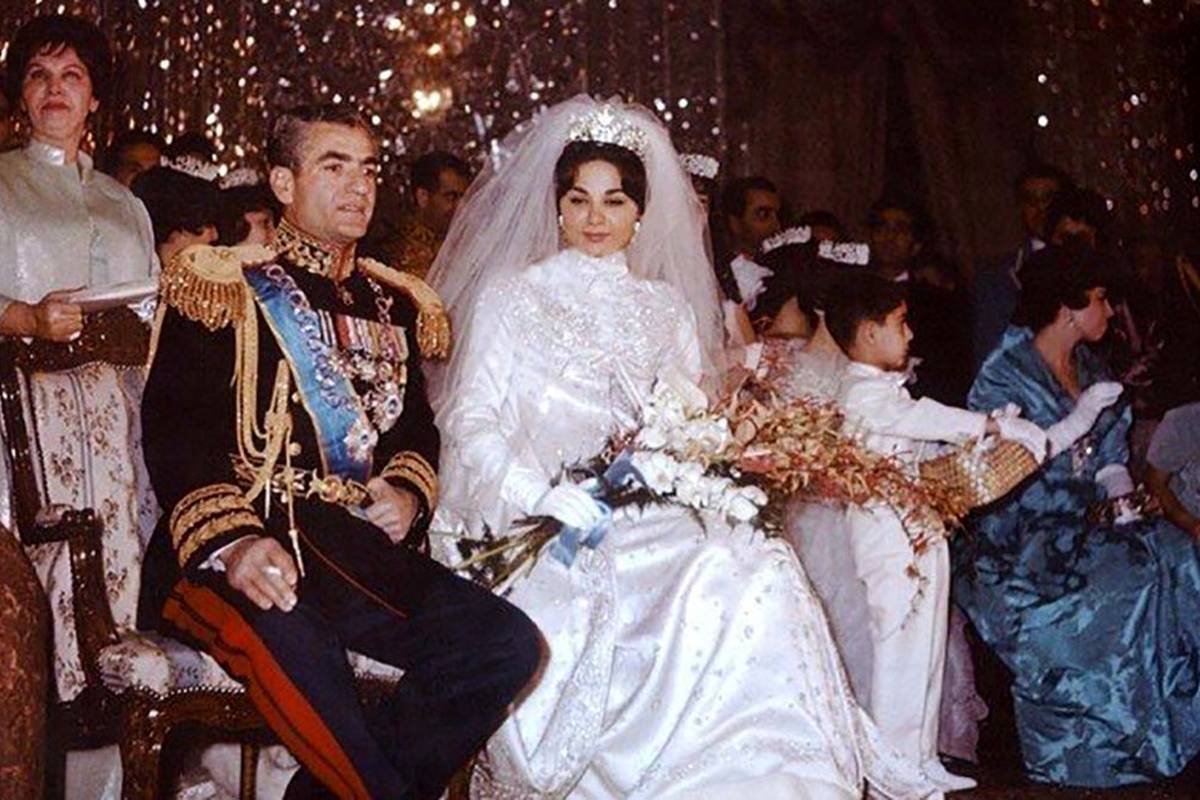 مهریه فرح پهلوی در ازدواج با شاه + سند ازدواج (+عکس)