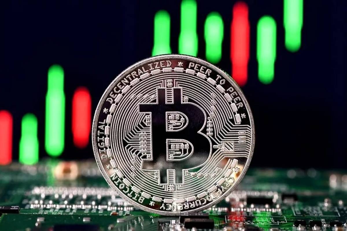 ارزش بازار بیتکوین از نقره فراتر رفت؛ پادشاه رمزارزها، هشتمین دارایی باارزش جهان