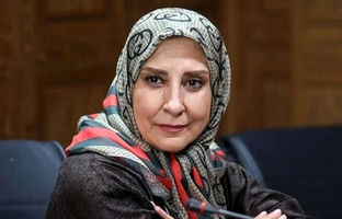  مرجانه گلچین در پشت صحنه سریال بامداد خمار 