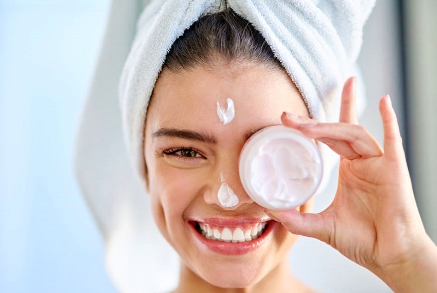 راهنمای خرید بهترین کرم مرطوب کننده برای پوست های خشک