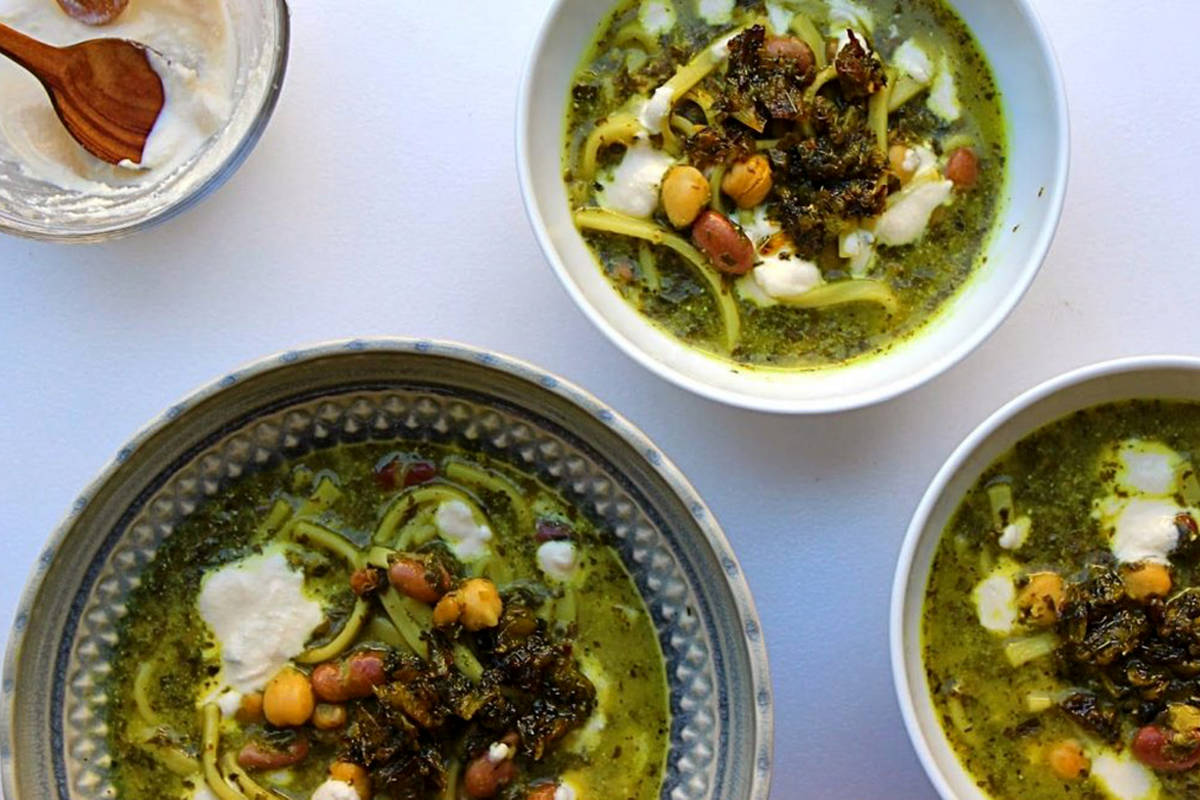 طرز تهیه آش رشته ساده و سریع مرحله به مرحله
