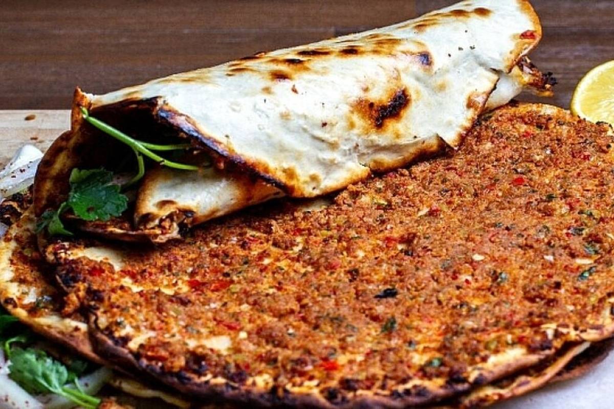 طرز تهیه کباب لاهماجون، خوشمزهترین کباب ترکی