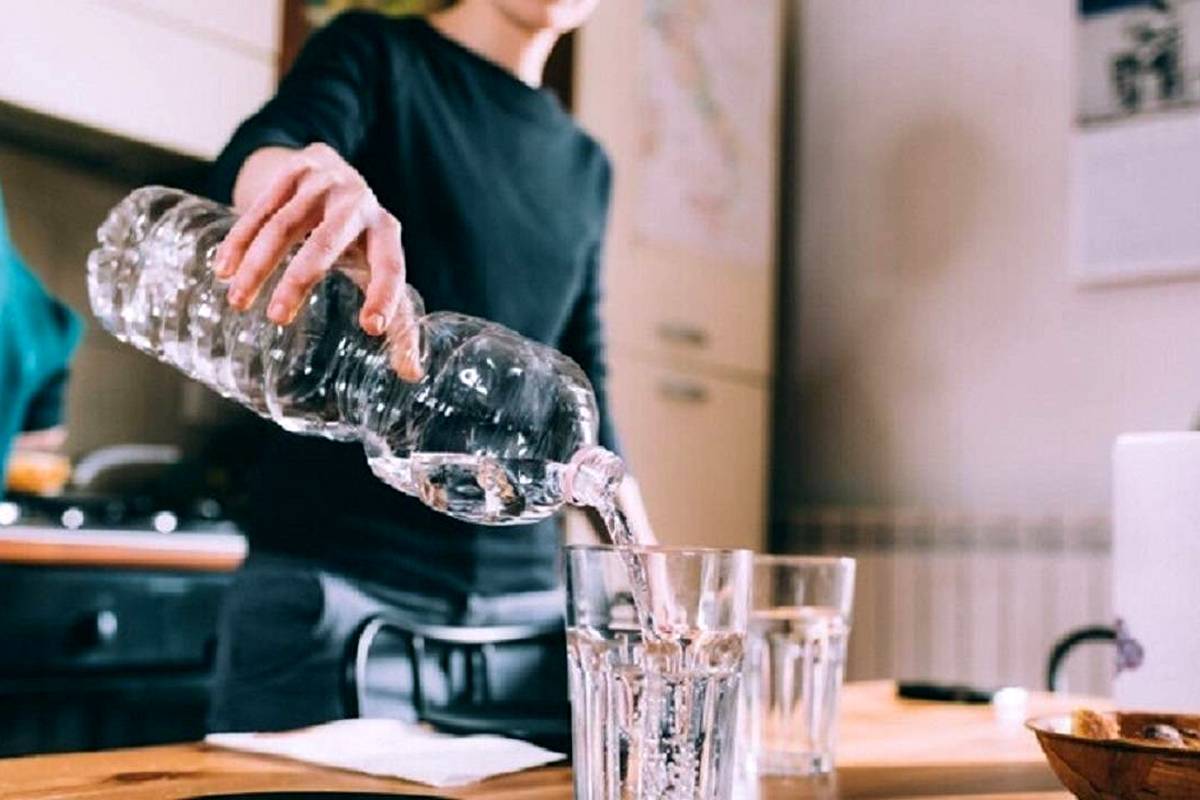 نوشیدنیهایی که مصرف آنها در هوای گرم توصیه نمیشود