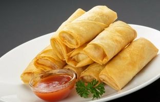 (ویدئو) خوشمزه ترین لقمه پیتزایی رو به همین سادگی با نان لواش برای بچه ها درست کن