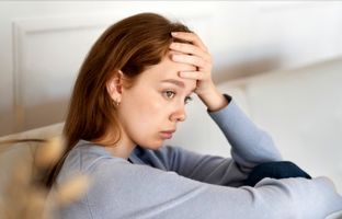 عمیقا حس می‌کنید زندگی شاد نیست؟ این 6عادت را مرور کنید
