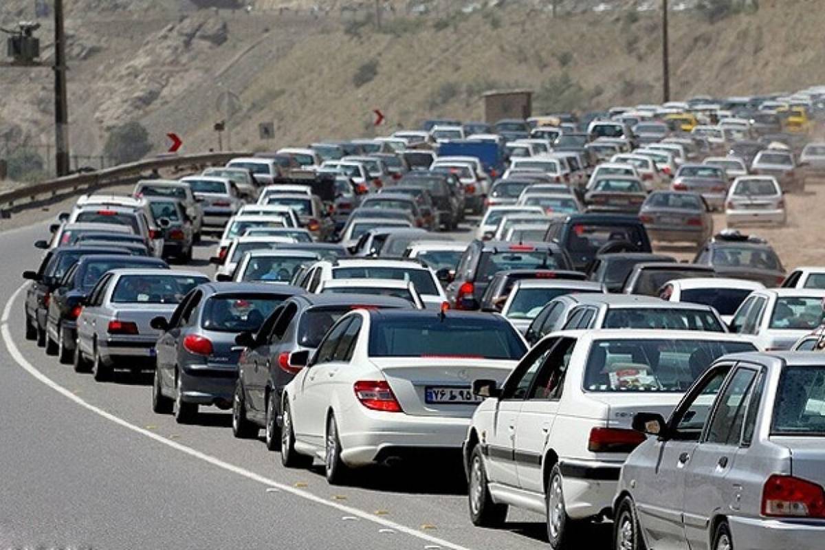اگر زمان حمله هوایی در ترافیک بودی، این کارها رو سریع انجام بده 