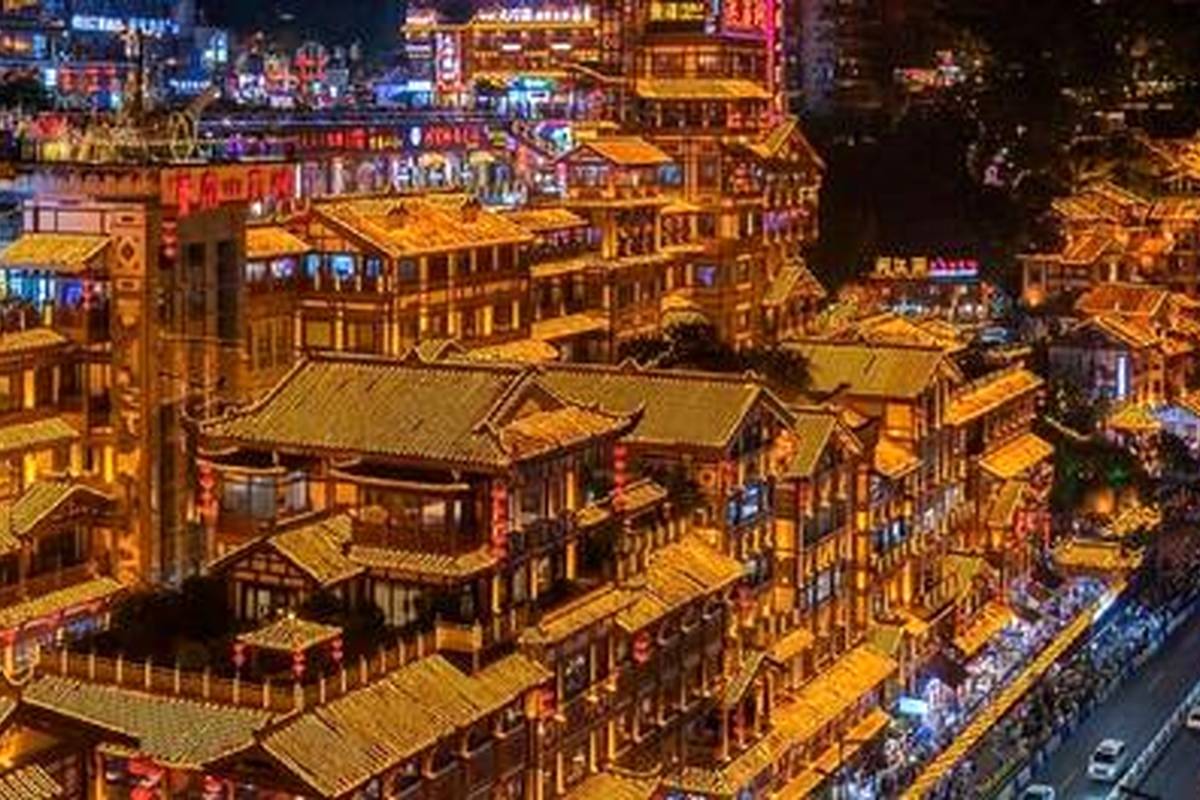 چونگکینگ؛ عجیب ترین شهر جهان + عکس