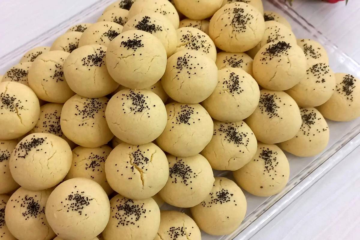 خوشمزه بپزید؛ طرز تهیه شیرینی آردی؛ ویژه عید نوروز