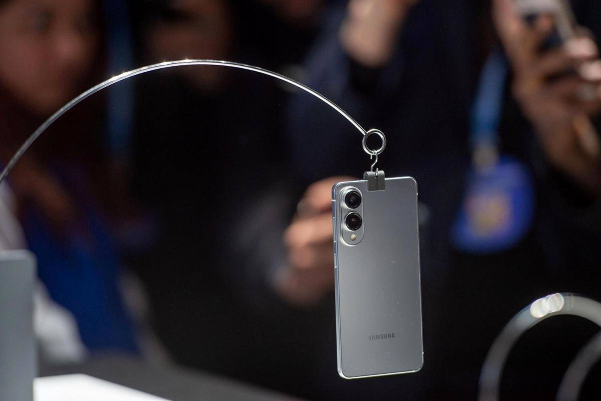 گلکسی A56 یا گلکسی A36؟ واقعا A56 ارزش پول بالاتر را دارد؟