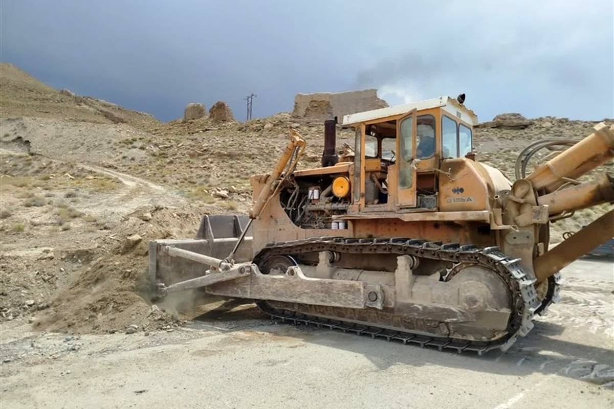 اثر تاریخی حین حفاری کانال زهکشی در بهبهان کشف شد