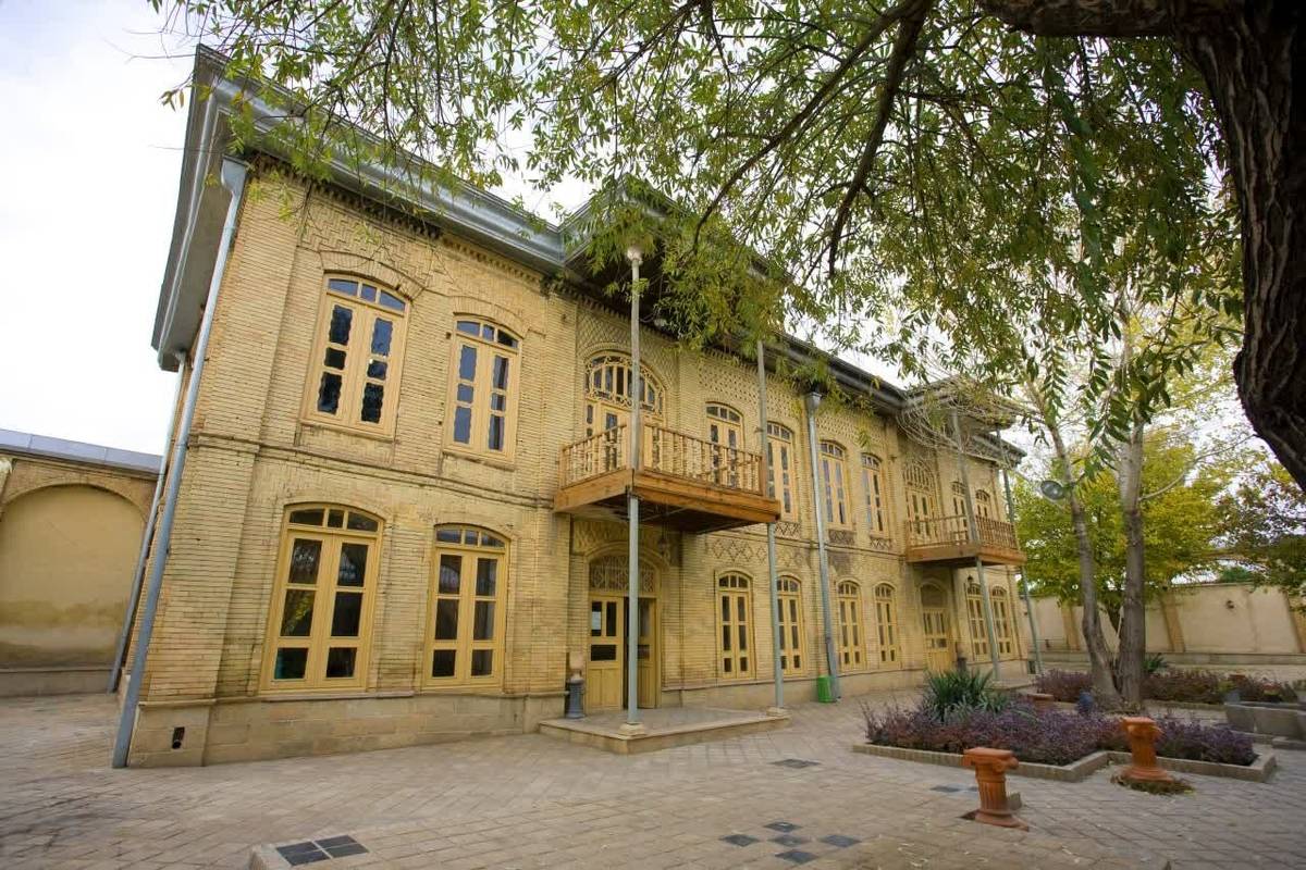 راهنمای سفر: زیباترین خانه های تاریخی همدان