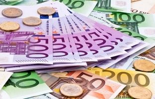 
شکست قیمت دلار آغاز شد؟؛ خریداران ربع‌سکه زیان دیدند
