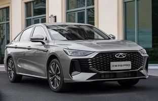 راهنمای خرید خودرو؛ مشخصات وامکانات چری آریزو 8 پرو فیس لیفت