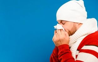 نزله یا زکام چیست؟ علائم و روش‌های درمان