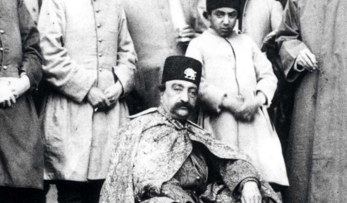  از عصرانه‌خوری همایونی تا گوساله‌ای که به حضور شاه آمد + تصویر