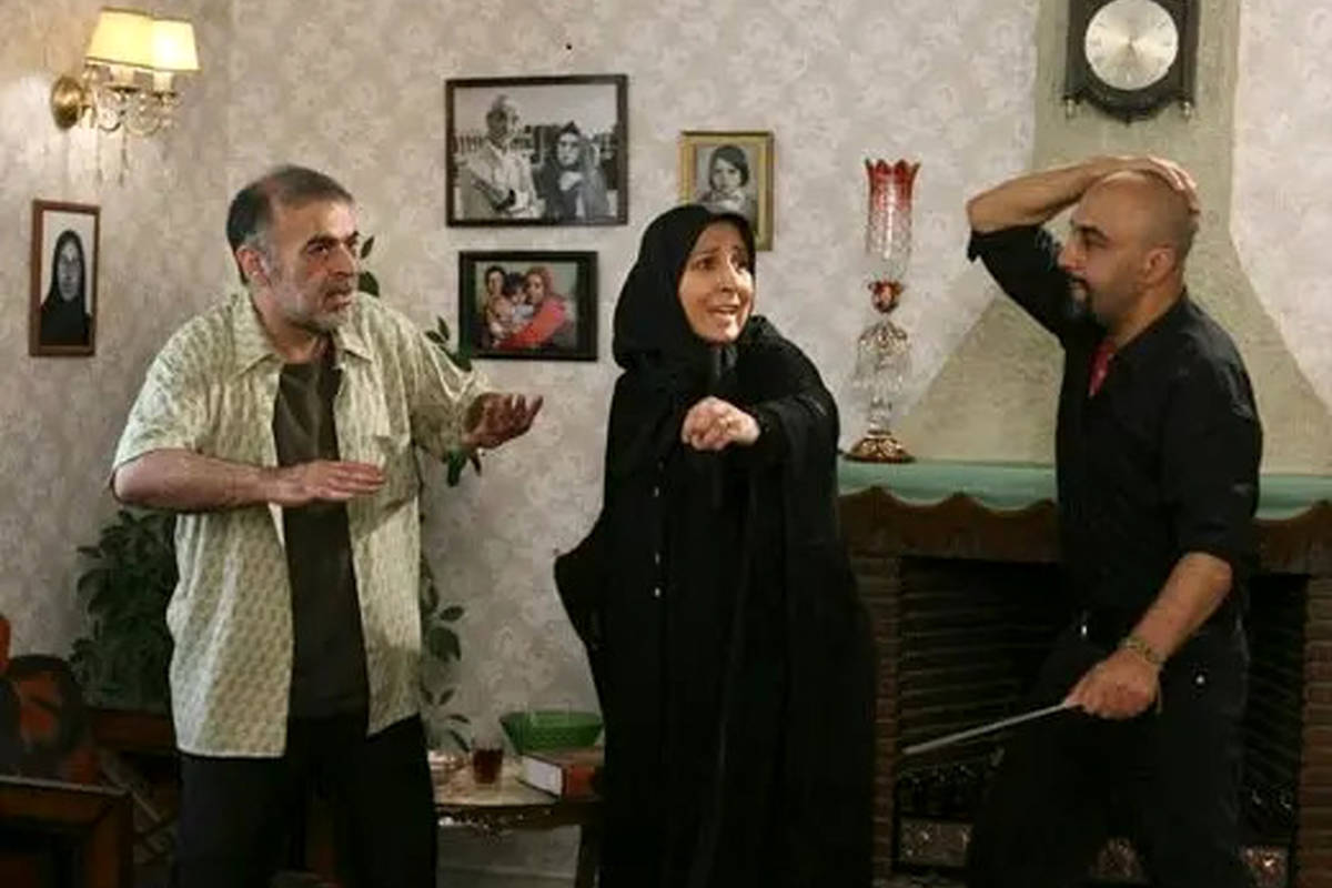 زمان پخش و تکرار سریال بزنگاه از شبکه آی فیلم