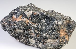 هدیه‌ای بی‌نظیر از ماه به ابوظبی