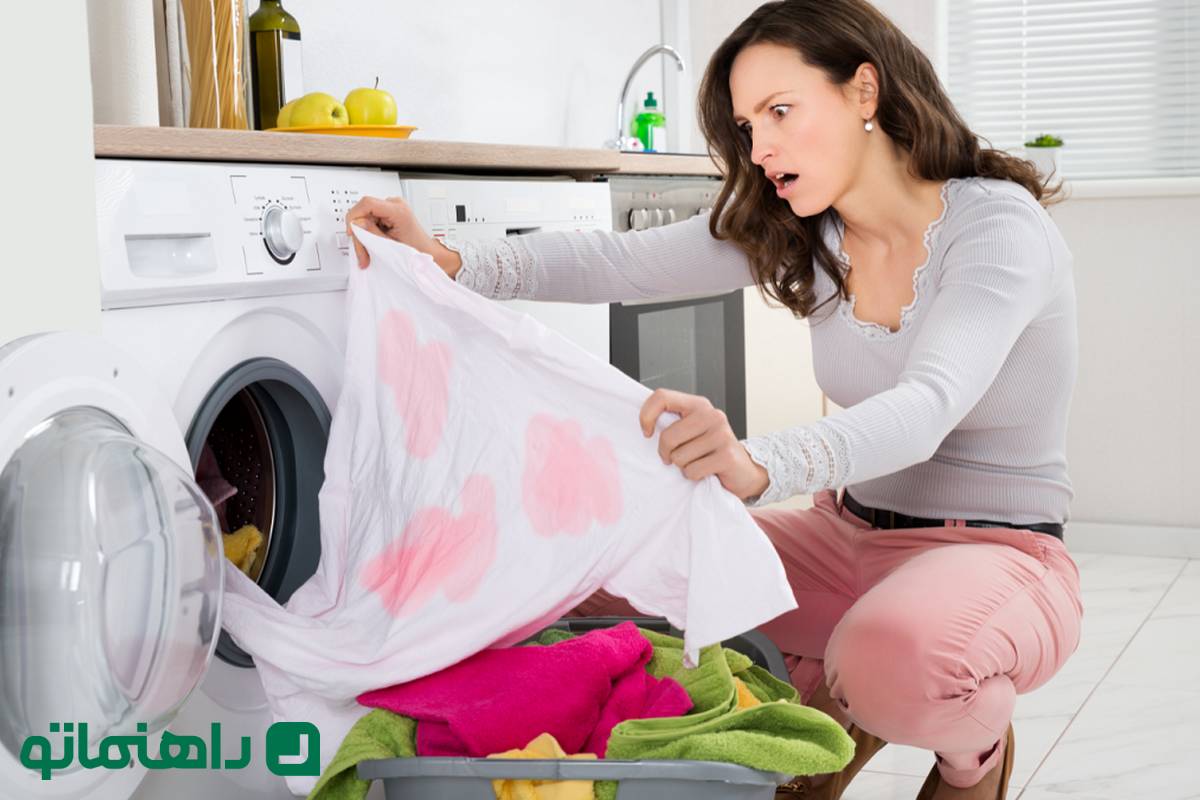 چگونه لباسهایی که درون ماشین لباسشویی رنگ گرفتند را پاک کنیم؟