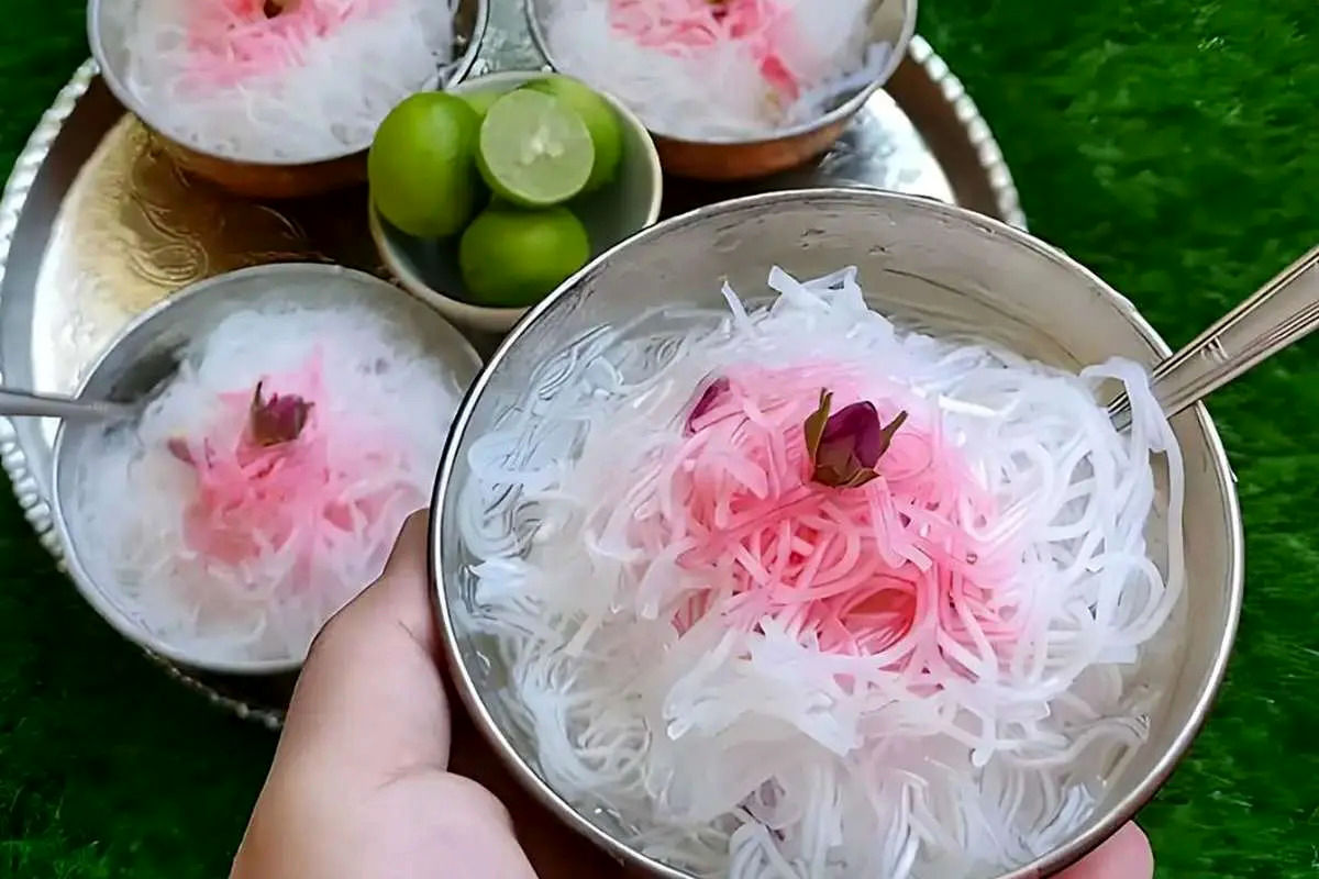 خوشمزه بپزید؛ تهیه فالوده شیرازی خانگی + ویدئو